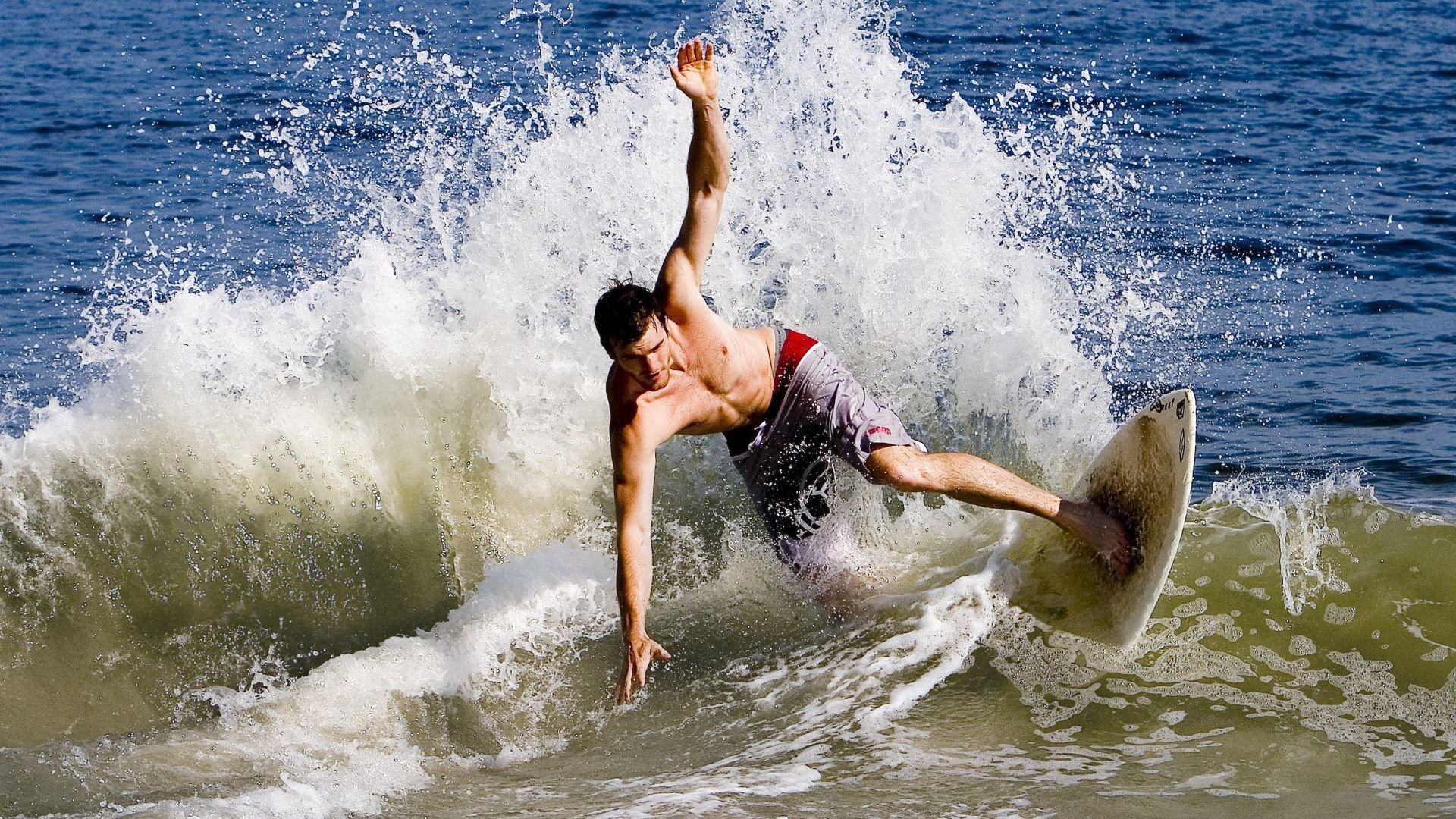 最佳团队配合：完美默契带来胜利的秘诀，团队协作配合默契